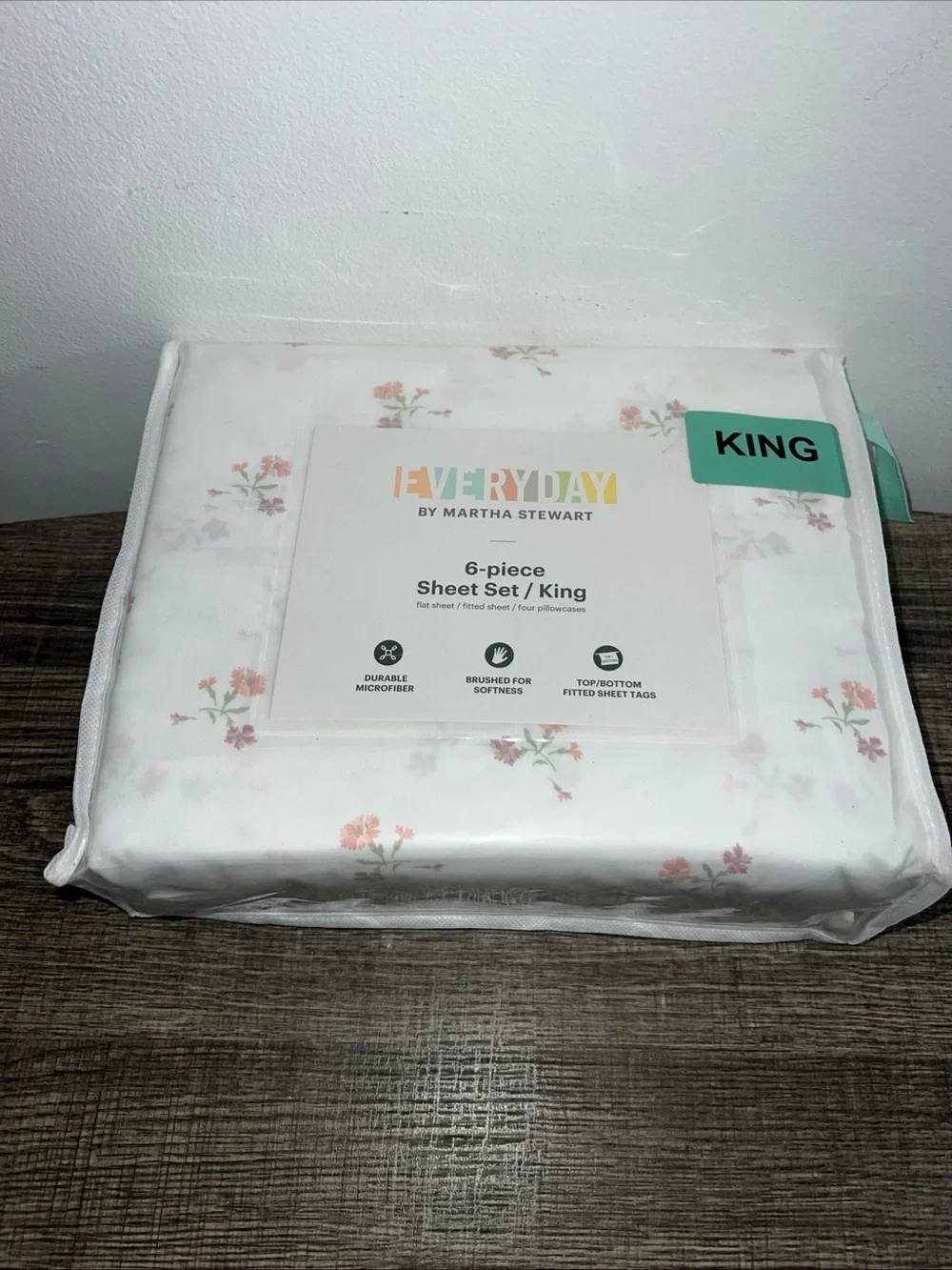 Everyday by Martha Stewart King 6 Pc Sheet Set White Pink Purple Floral